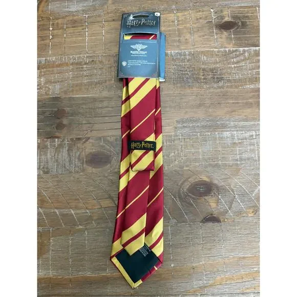 Harry Potter Kids Tie Gryffindor Red Gold Striped Costume Neck Tie Youth - Picture 6 of 7